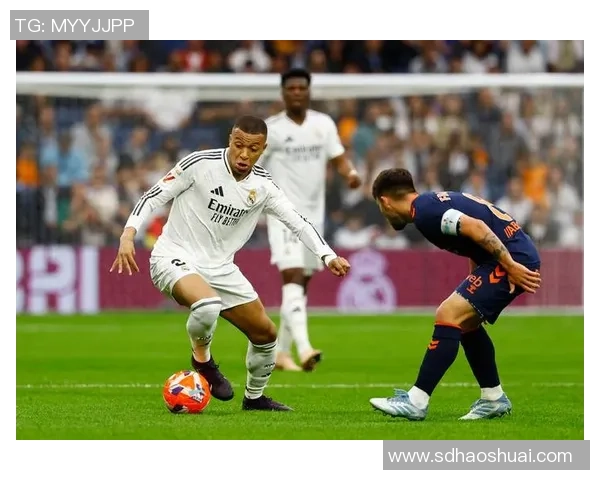 英超激战：皇马狂胜莱比锡红牌事件引发全场热议与争议